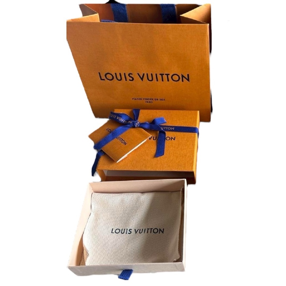 Louis Vuitton Gift Set | Authentic LV Shopping Bag, Box, Ribbon, Dust Bag & Card - Picture 2 of 2
